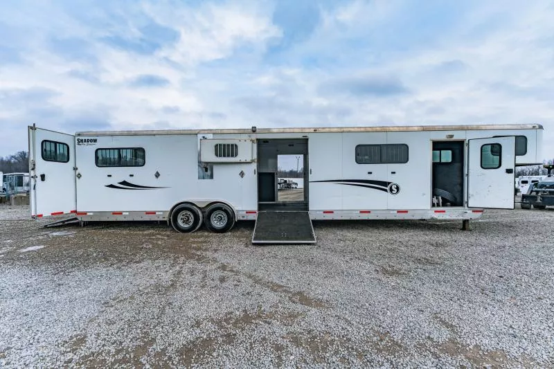 used Horse Trailers Shadow Trailers  for sale, in North Jackson, OH Thumbnail 13