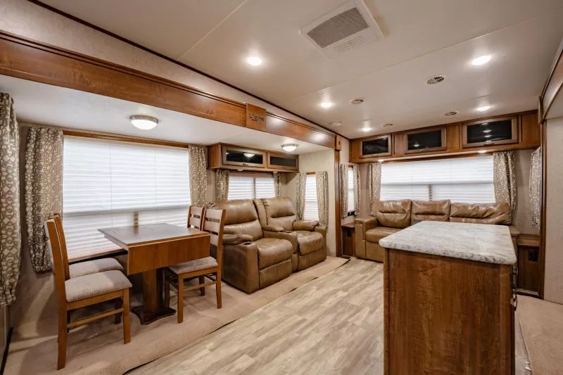 used Travel Trailers Highland Ridge RV  for sale, in North Jackson, OH Thumbnail 14