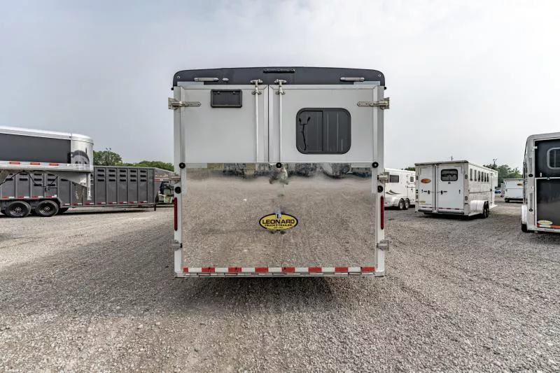 used Horse Trailers Bison Trailers  for sale, in North Jackson, OH Thumbnail 9