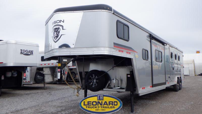 2022 4 HORSE BISON SILVERADO GOOSENECK WITH 13' LIVING QUARTERS HORSE TRAILER 2022 4 HORSE BISON SILVERADO GOOSENECK WITH 13' LIVING QUARTERS HORSE TRAILER