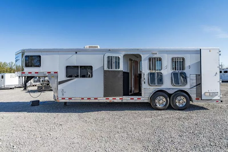 used Horse Trailers Lakota  for sale, in North Jackson, OH Thumbnail 22