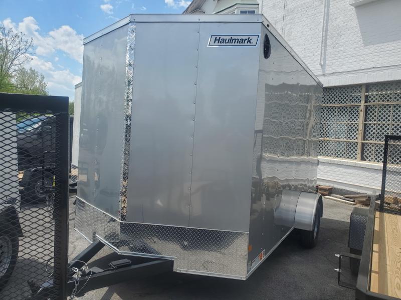2022 Haulmark PASSPORT DELUXE Enclosed Cargo Trailer 2022 Haulmark PASSPORT DELUXE Enclosed Cargo Trailer
