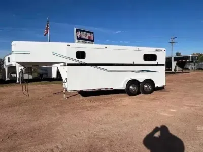 2000 Travalong 2 Horse Straight Load Horse Trailer