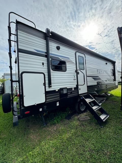 used Travel Trailers Palomino Puma for sale, in Plant City, FL Thumbnail 2