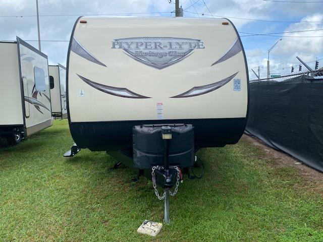 2017 Forest River Wildwood Heritage Glenn 24 RKHL Travel Trailer RV 2017 Forest River Wildwood Heritage Glenn 24 RKHL Travel Trailer RV