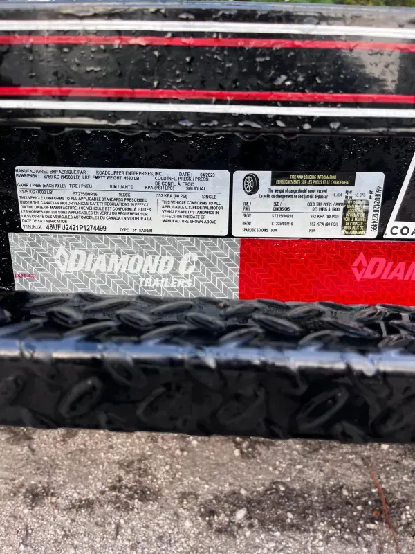 2023 Diamond C Trailers HDT207 package General Trailers
