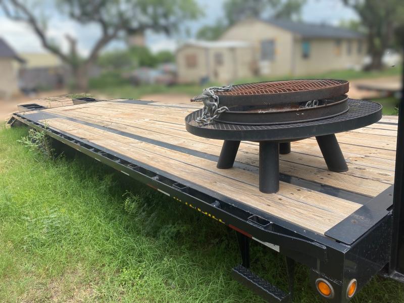 used Equipment / Flatbed Trailers Big Tex Trailers  for sale, in Abilene, TX Thumbnail 5