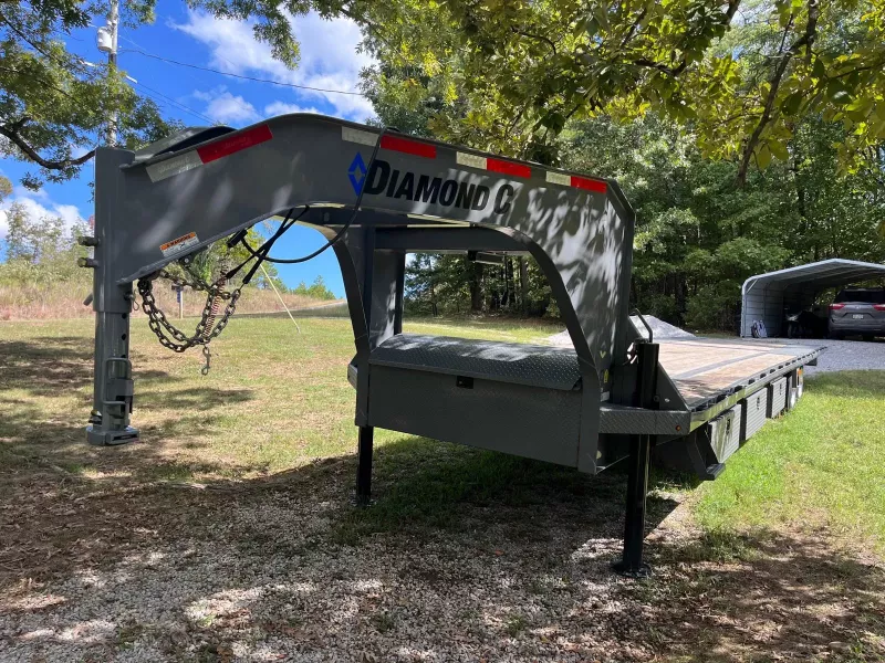 used Equipment / Flatbed Trailers Diamond C Trailers  for sale, in Concord, AR Thumbnail 2