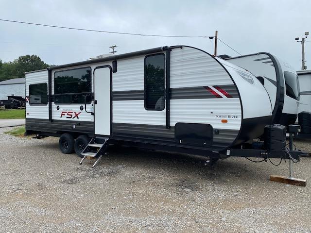 2021 Wildwood FSX 260RT Toy Hauler Travel Trailer 2021 Wildwood FSX 260RT Toy Hauler Travel Trailer
