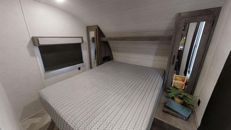 Forest River Inc Wildwood X Lite 273qbxl Travel Trailer Rv Keller Trailers Cargo And Camper Trailers For Sale In Science Hill Ky Your Lexington Ky Dealer