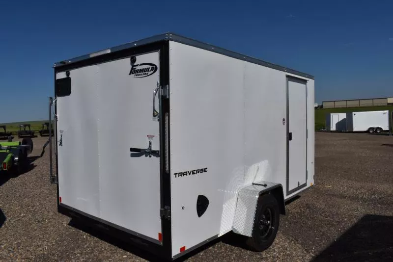 2025 Formula Trailers  Cargo / Enclosed Trailer