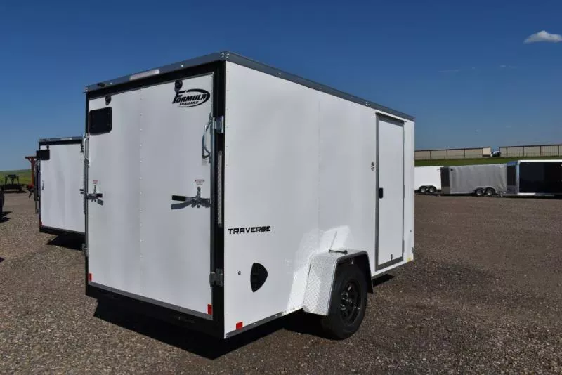 2025 Formula Trailers  Cargo / Enclosed Trailer