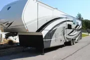 used Other Trailers Vanleigh RV  for sale, in Omaha, NE Thumbnail 2
