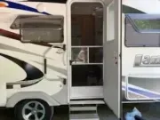 used Other Trailers Lance  for sale, in Omaha, NE Thumbnail 3