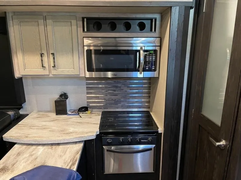 2018 Keystone RV photo 7