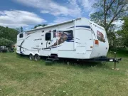2011 Forest River Wildcat eXtraLite 29BHS