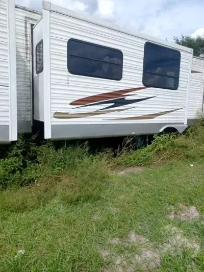 2012 Coachmen Catalina Deluxe Edition 40TBS
