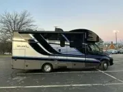 used Other Trailers Thor Motor Coach  for sale, in Omaha, NE Thumbnail 2