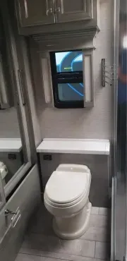 used Other Trailers Tiffin Motorhomes  for sale, in Omaha, NE Thumbnail 10