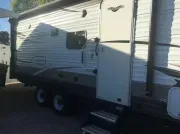 2019 Forest River Wildwood X-Lite 230BHXL Travel Trailer RV 26' 230BHXL
