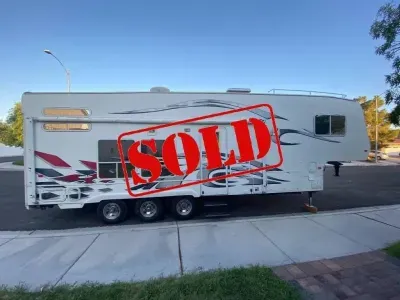2006 Weekend Warrior Toy Hauler LE3105