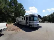 2003 Winnebago Brave 36M Class A Motorhome V10 36' 36M