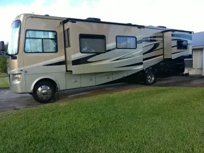 2012 Tiffin Motorhomes Allegro 35 QBA