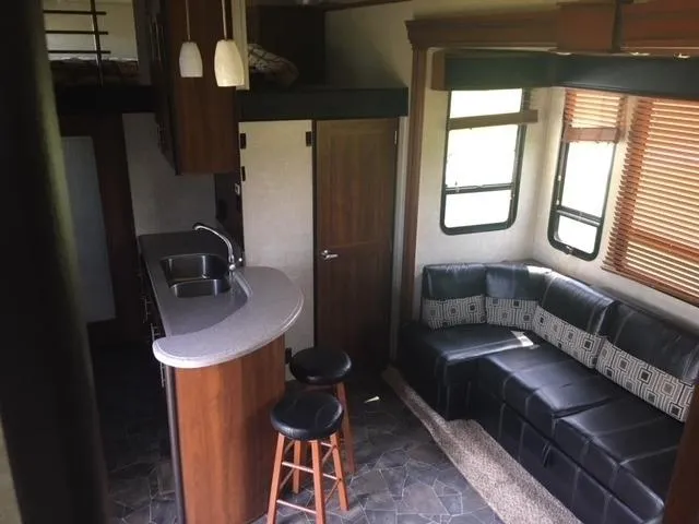 2014 Keystone RV photo 8