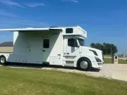 2016 Haulmark Edge Toterhome