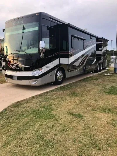 2018 Tiffin Motorhomes Allegro Bus 45 OPP