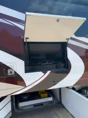 used Other Trailers Thor Motor Coach  for sale, in Omaha, NE Thumbnail 2