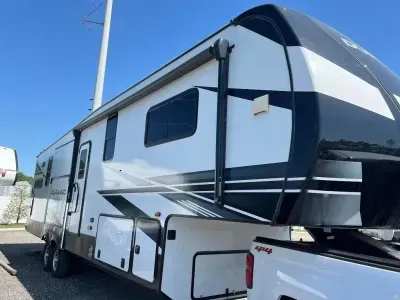 2022 KZ Durango D321RKT