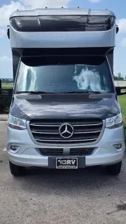 used Other Trailers Tiffin Motorhomes  for sale, in Omaha, NE Thumbnail 3