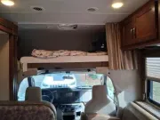 used Other Trailers Thor Motor Coach  for sale, in Omaha, NE Thumbnail 2