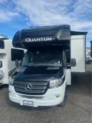 used Other Trailers Thor Motor Coach  for sale, in Omaha, NE Thumbnail 2