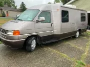 1999 Winnebago Rialta 