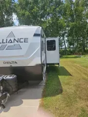 used Other Trailers Alliance RV  for sale, in Omaha, NE Thumbnail 2