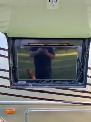 used Other Trailers Thor Motor Coach  for sale, in Omaha, NE Thumbnail 2