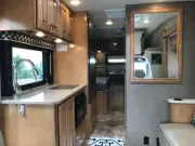 used Other Trailers Thor Motor Coach  for sale, in Omaha, NE Thumbnail 3