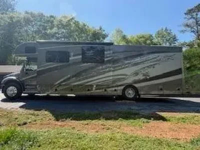 2021 Renegade Valencia 38BB Class C Diesel