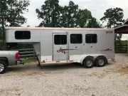 2019 Shadow Pro Series 3-Horse Trailer
