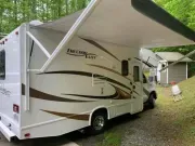 used Other Trailers Thor Motor Coach  for sale, in Omaha, NE Thumbnail 3