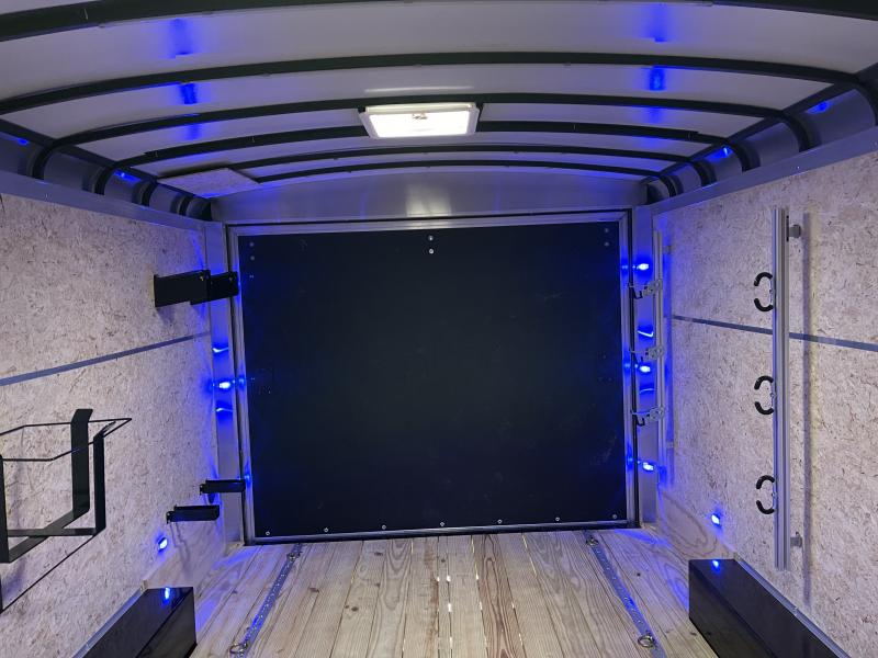 2021 Sure-Trac 8.5 x 16 10K Landscape Pro Enclosed RT 2021 Sure-Trac 8.5 x 16 10K Landscape Pro Enclosed RT