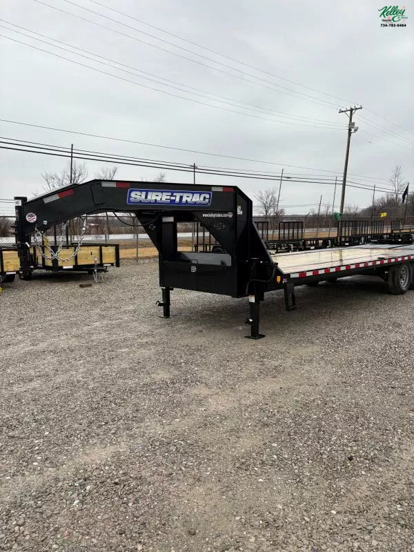 2025 Sure-Trac 8.5x20+5 Heavy Duty Low Profile Gooseneck Beavertail Deckover Trailer 15K