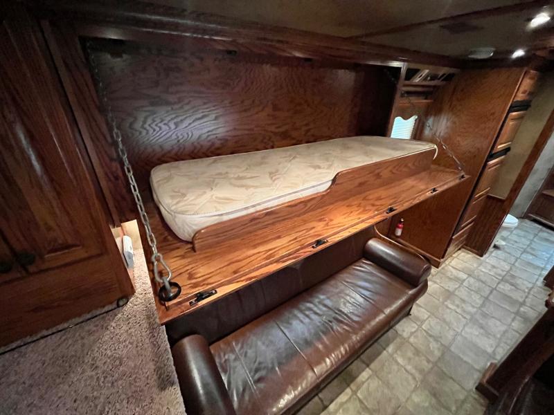 used Horse Trailers Bloomer  for sale, in Mount Pleasant, TX Thumbnail 9