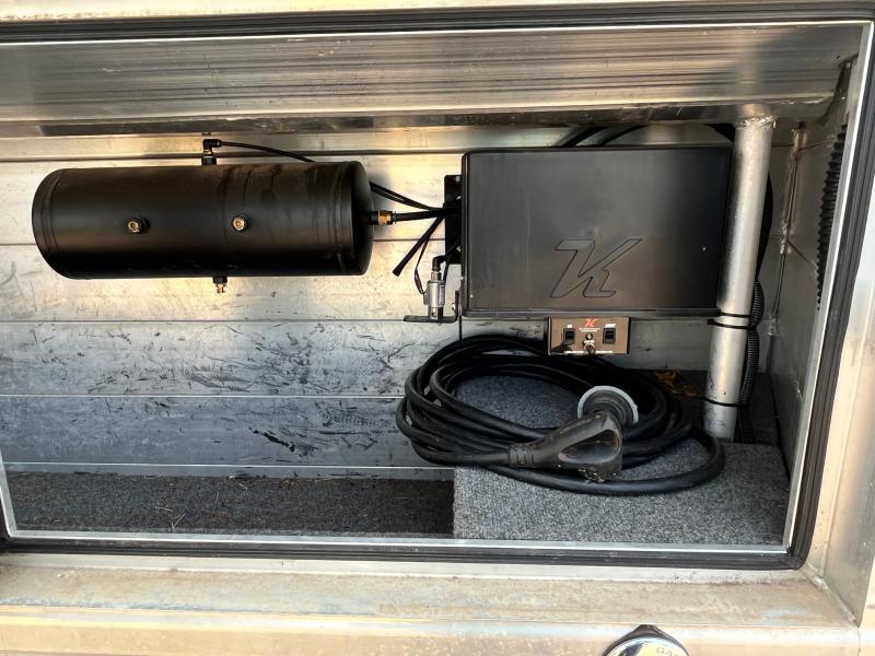 used Horse Trailers Bloomer  for sale, in Mount Pleasant, TX Thumbnail 14