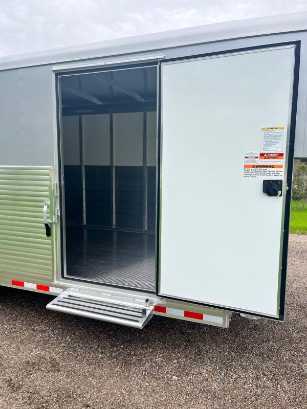 new Cargo (Enclosed) Trailers Sundowner Trailers  for sale, in Mount Pleasant, TX Thumbnail 3