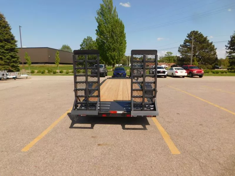 new Equipment / Flatbed Trailers Diamond C Trailers  for sale, in Zeeland, MI Thumbnail 4