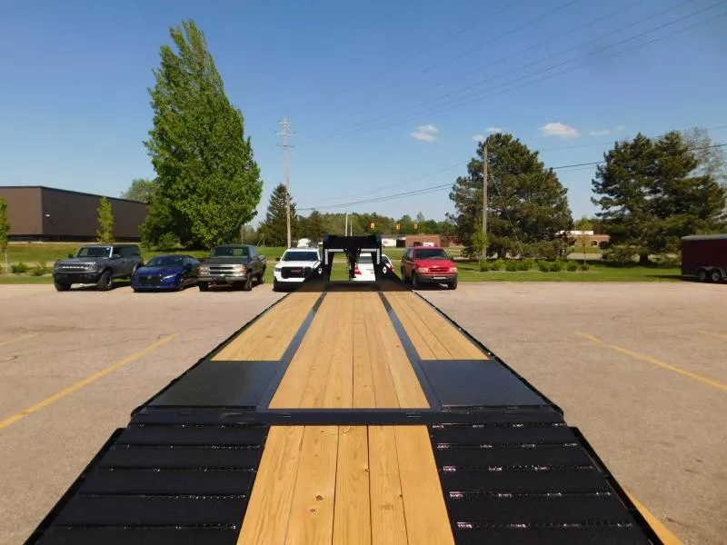 new Equipment / Flatbed Trailers Diamond C Trailers  for sale, in Zeeland, MI Thumbnail 12