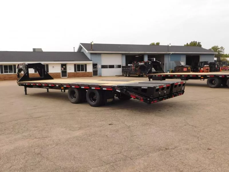 new Equipment / Flatbed Trailers Diamond C Trailers  for sale, in Zeeland, MI Thumbnail 3